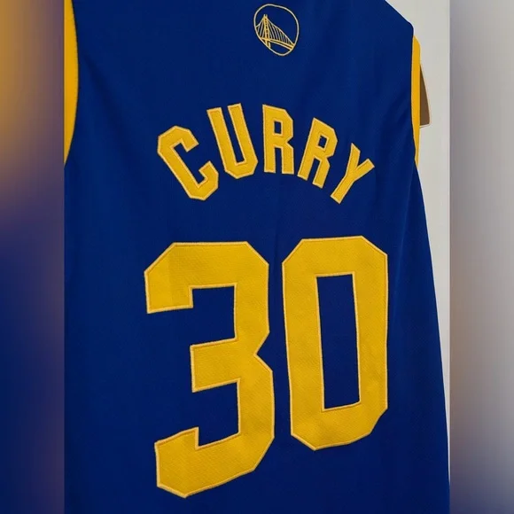 NWT - NBA Blue and Yellow Golden State Basketball Jersey - Curry #30 - Size XL - Picture 6 of 11